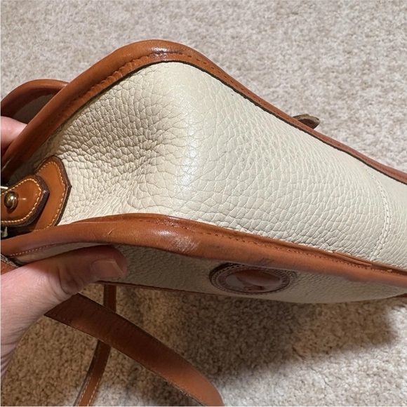 Dooney & Bourke Small Equestrian Crossbody Handbag Cream/Bone & Tan - Picture 7 of 16
